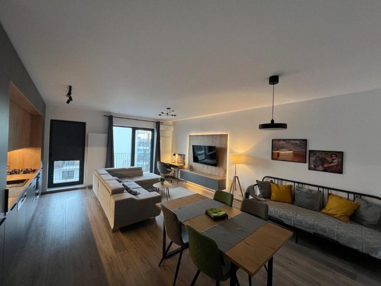High-Rise Luxury Apartment With Free Parking Bucarest Exterior foto