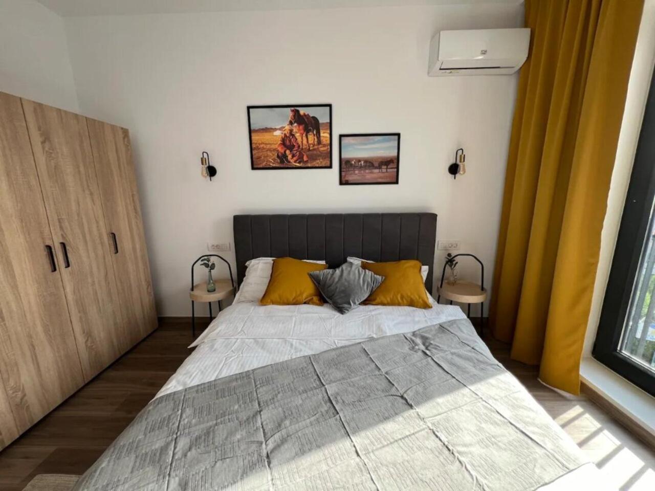High-Rise Luxury Apartment With Free Parking Bucarest Exterior foto